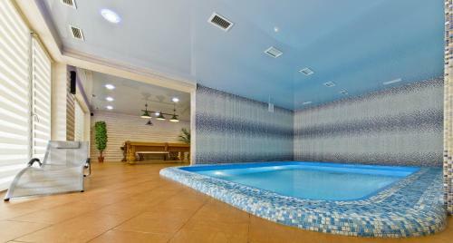 Hostal Lebediny Guest House