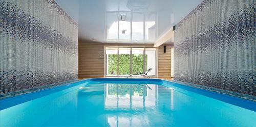 Hostal Lebediny Guest House