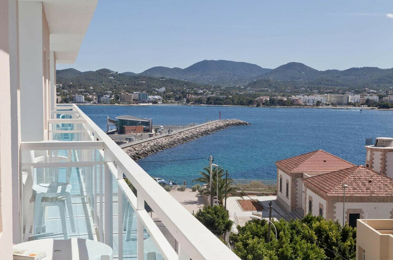 Vibra Central City Aparthotel Only Adults