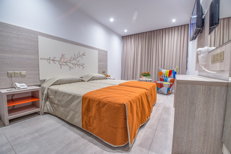 Nicholas Hotel Apartments