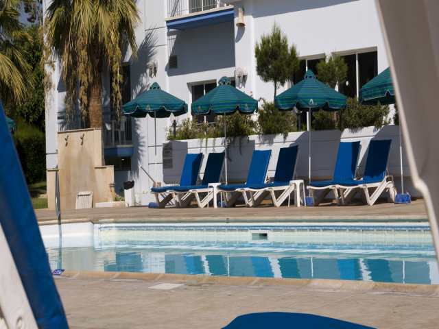 Blue Crane Hotel Apartments