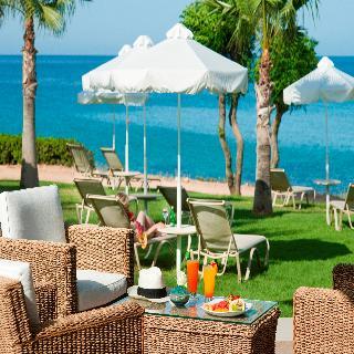 Pernera Beach Hotel