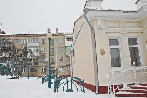 Apartment On Irininskaya 17