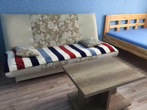 Apartment On Dzerzhinskogo 10b