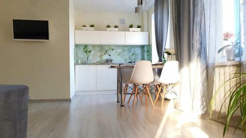 Apartment Center Azeska 49