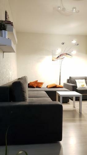 Apartment Center Azeska 49