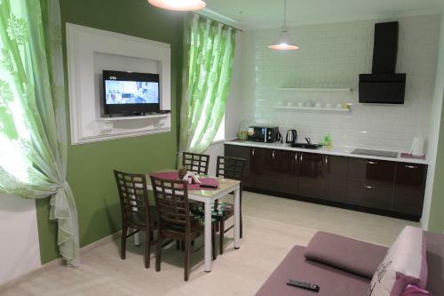 Apartment On Malaya Troitskaya 13