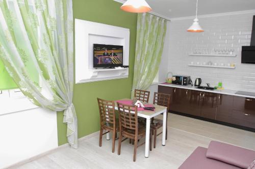 Apartment On Malaya Troitskaya 13