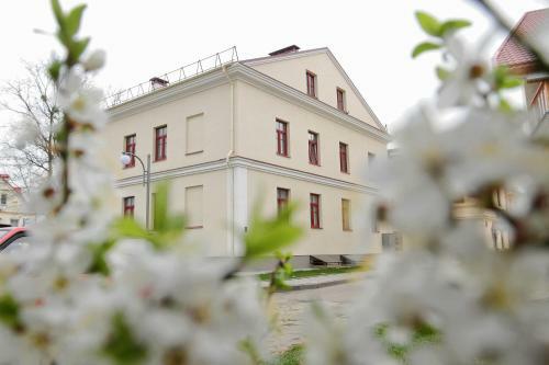 Apartment On Malaya Troitskaya 13