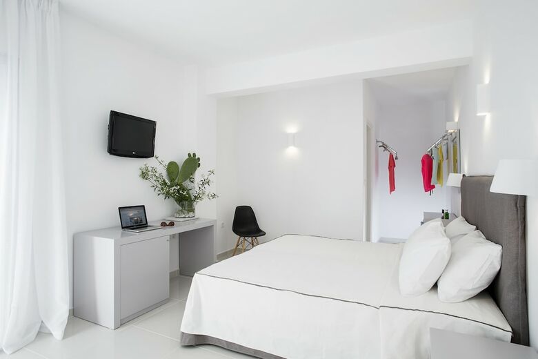 Hotel Dionysos Sea Side Resort