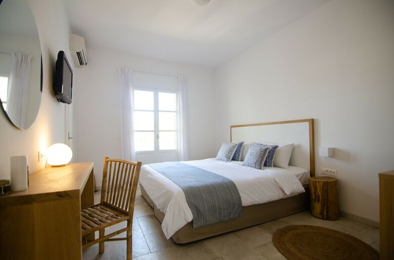 Hotel Dionysos Sea Side Resort