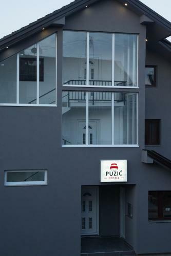 Hostal Guesthouse Vila Puzic
