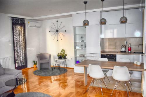 De Lux Apartman Katarina