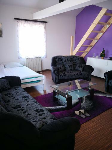 Motel Tomic