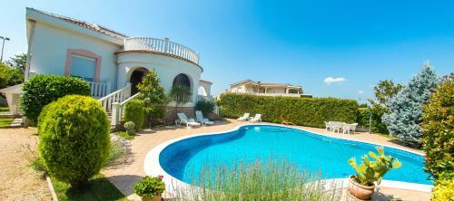 Villa Oggi