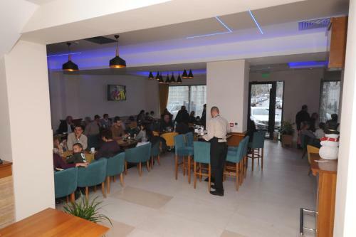 Hostal Hotel Rafaelo