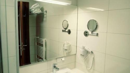 Apartments B229 & B230