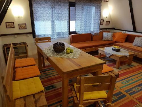 Story Mountain Chalet