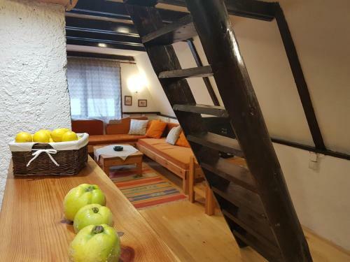 Story Mountain Chalet