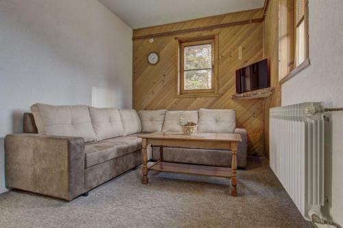 Apartments Dobro