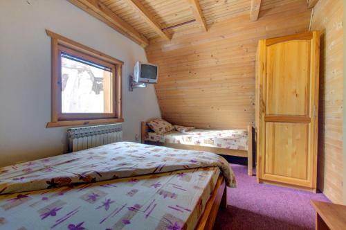 Apartments Dobro