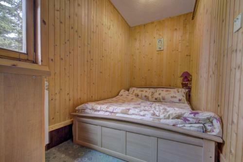 Apartments Dobro