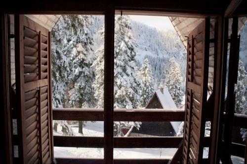 Lodge Cabin UNA