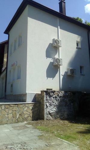 Apartmani Waterfall / Vodopad
