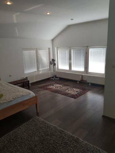 Villa Vinac Guest House