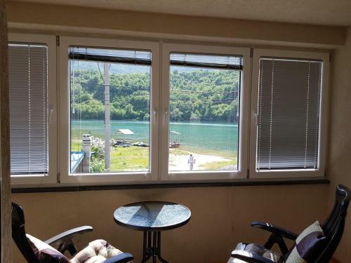 Hostal Lakeview Rest Home
