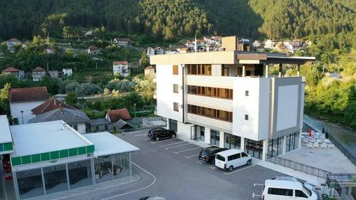 Hotel Apartmani Lux Novali?
