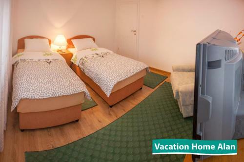 Vacation Home Alan