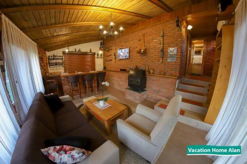 Vacation Home Alan 2