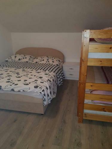 Apartamento Ljudina
