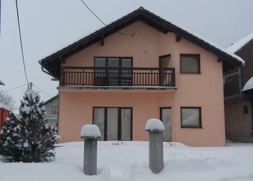 Apartamento Ku?a Zoka