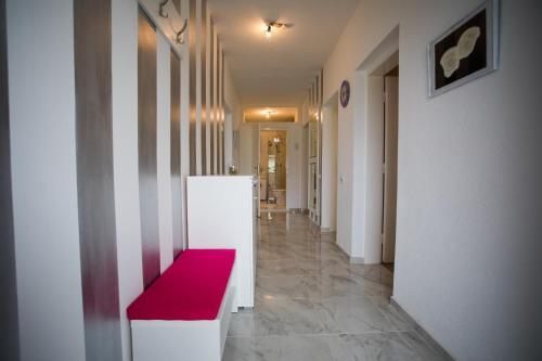 Villa Guest House Pin