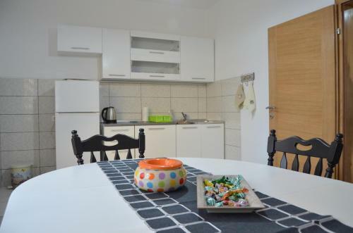 Apartamento Preno?i?te M&a