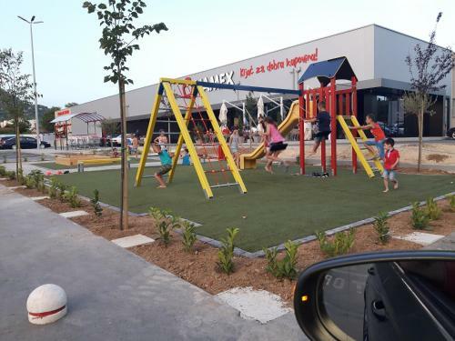 Apartman Lora