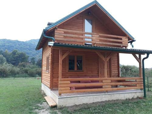 Lodge UNA Si