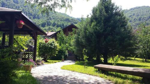 Bella Holiday Home