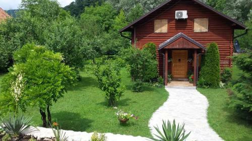 Bella Holiday Home