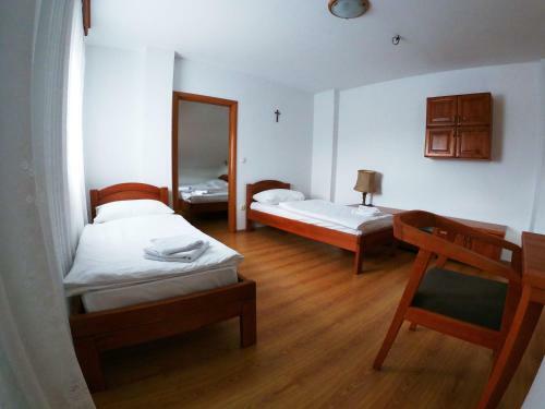 Hotel Bagari?