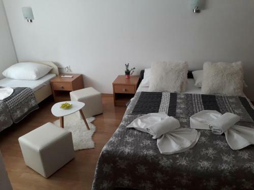 Hostal Pansion Viola