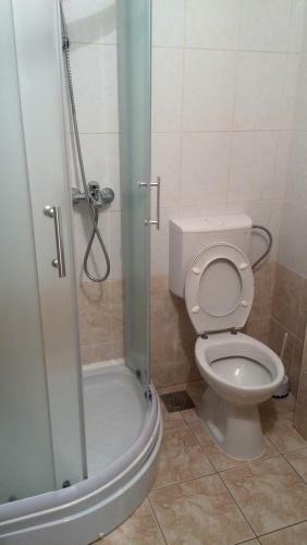 Hostal Rooms Ava Raj