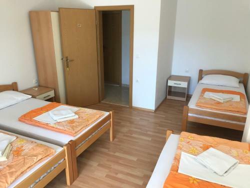 Hostal Pansion Ios