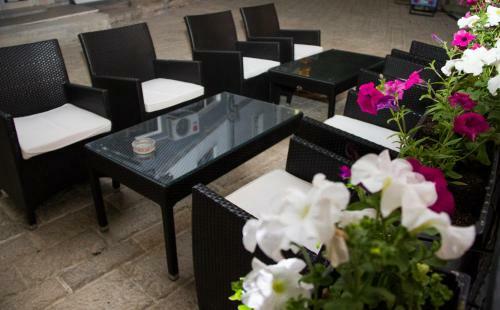 Hotel & Rooms Lombrelle