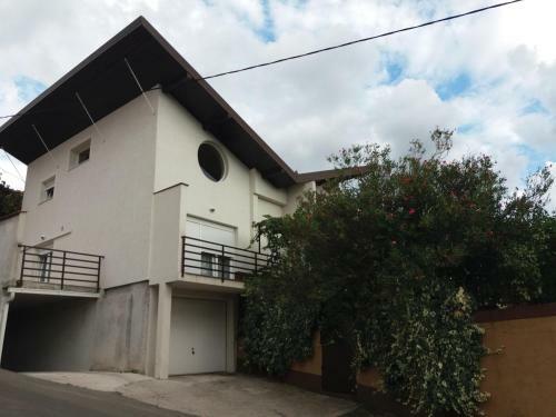 Sova Apartments