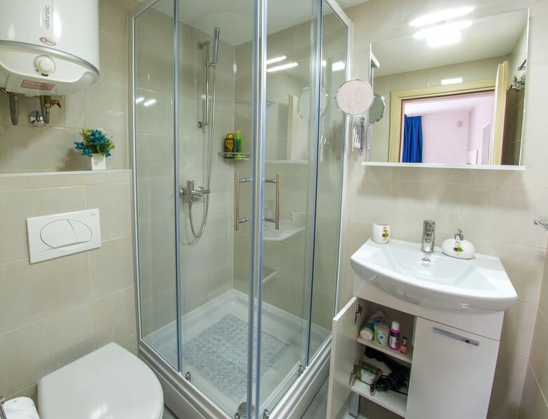 Hostal Five Rivers Rooms