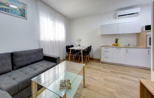Hostal Villa Floris