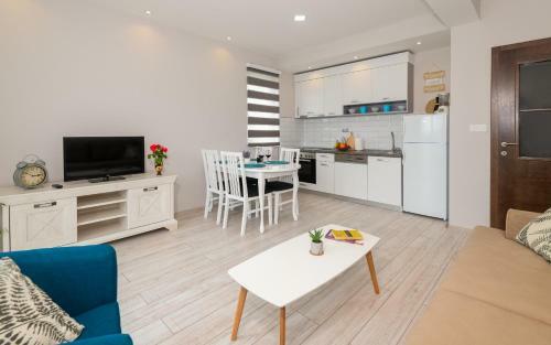 Apartments Leona